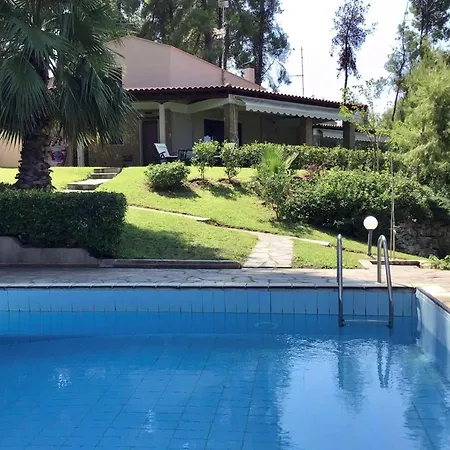 #villa Niki By Halu! Sani Villas Vilă